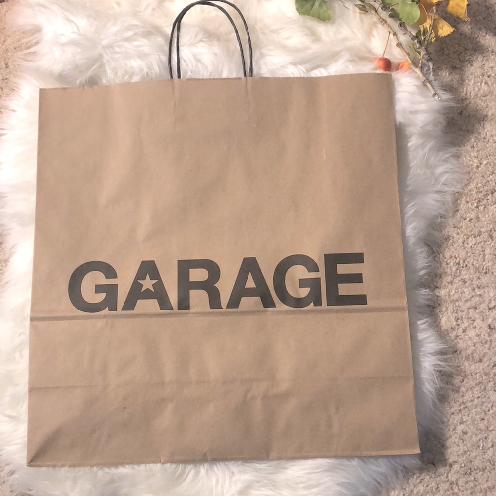 GARAGE Paper Shopping Bag